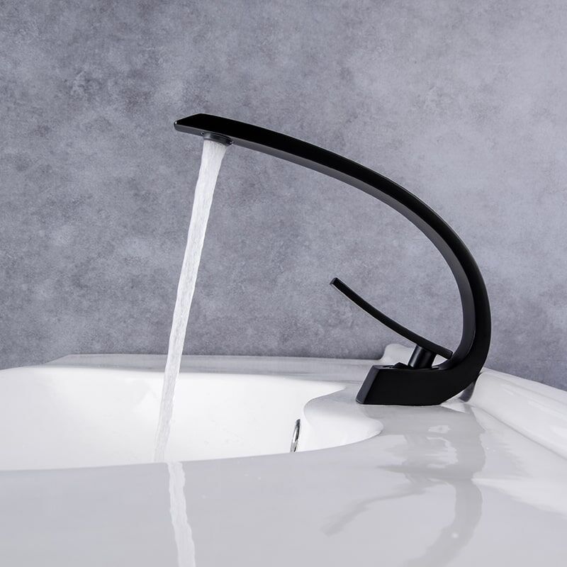 European Style Single Handle Faucet Sanitary New Design Brass Chrome Faucets for Bathroom Washbasins Faucet China Modern Style Single Handle Wholesale Bathroom Basin Sinks Mixer Tap Faucet 1 European Style Single Handle Faucet Sanitary New Design Brass Chrome Faucets for Bathroom Washbasins - Imagem 10