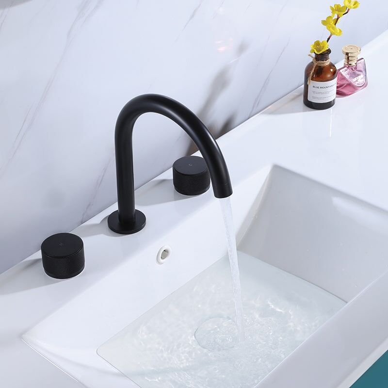 China Faucet Manufacturer 3 Hole 2 Handle Bathroom Vanity Faucet Classic Basin Faucet Faucet Manufacturer 3 Hole Handle Bathroom Vanity Faucet Classic Basin Faucet 10 China Faucet Manufacturer 3 Hole 2 Handle Bathroom Vanity Faucet Classic Basin Faucet – Bild 2