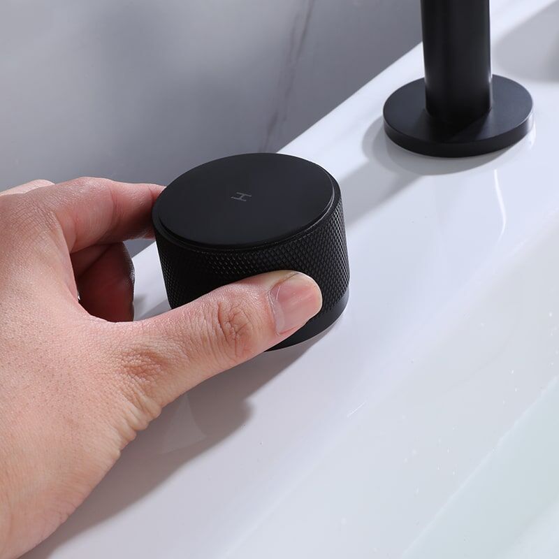 China Faucet Manufacturer 3 Hole 2 Handle Bathroom Vanity Faucet Classic Basin Faucet Faucet Manufacturer 3 Hole Handle Bathroom Vanity Faucet Classic Basin Faucet 11 China Faucet Manufacturer 3 Hole 2 Handle Bathroom Vanity Faucet Classic Basin Faucet – Bild 11