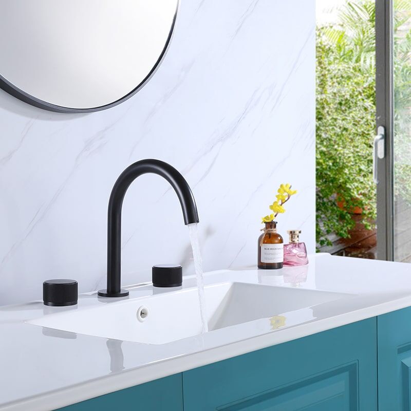 China Faucet Manufacturer 3 Hole 2 Handle Bathroom Vanity Faucet Classic Basin Faucet Faucet Manufacturer 3 Hole Handle Bathroom Vanity Faucet Classic Basin Faucet 9 China Faucet Manufacturer 3 Hole 2 Handle Bathroom Vanity Faucet Classic Basin Faucet – Bild 4