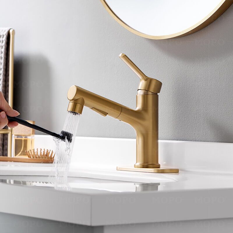 Factory Direct Sales 3 Models Bathroom Pull-Out Faucet With Swivel Spout, Single Handle Modern Bathroom Faucet With Pull-Down Spray hot and cold water tap single 360 degree swivel pull out spout makes it convenient to wash your hair and face and cleaning.The pull out hoses have nylon braided exterior,